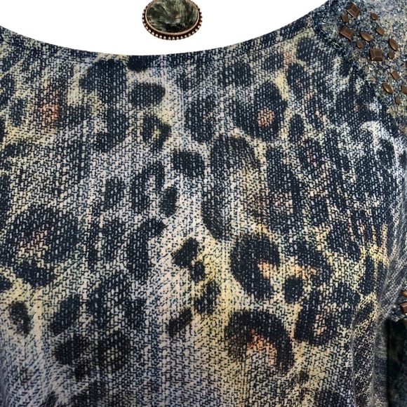 Chico’s Albany Crochet Studded Blue with Green Brown Cheetah Tunic. Size L. EUC - Picture 8 of 11